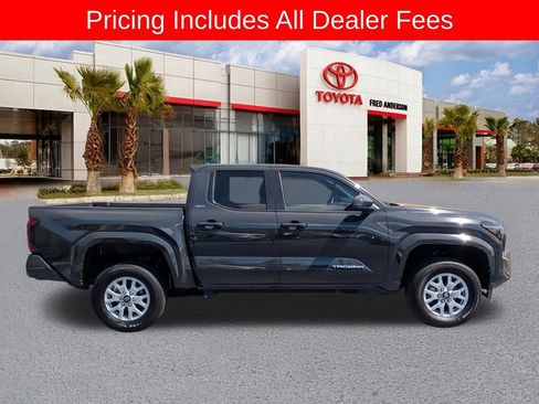 Used 2024 Toyota Tacoma SR5 RWD image 4