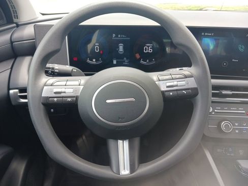 Used 2025 Hyundai Tucson SE FWD image 22