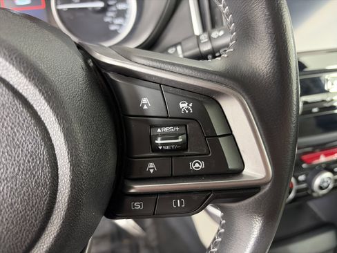 Used 2023 Subaru Forester Premium image 30