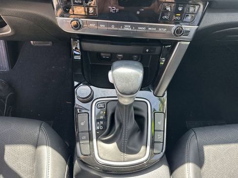 Certified 2024 Kia Seltos EX image 22