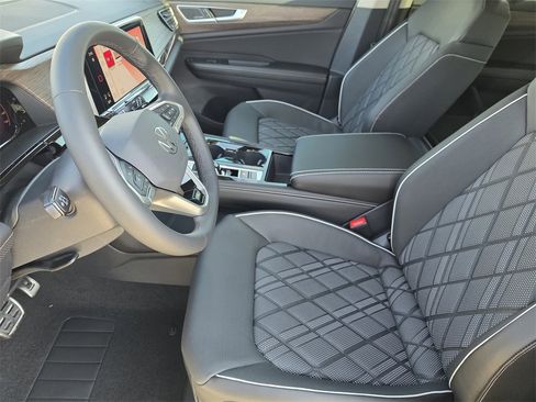 New 2026 Volkswagen Atlas SEL Premium R-Line image 11