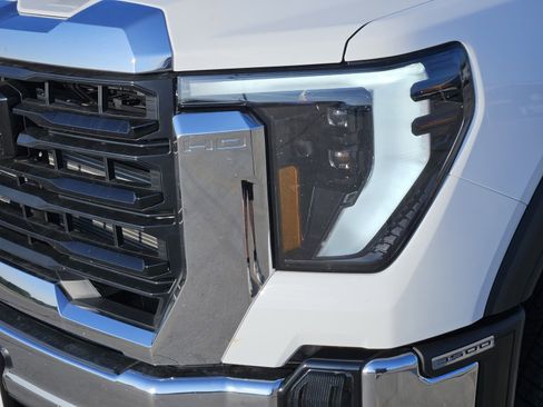 New 2026 GMC Sierra 3500 Pro w/ Convenience Package AWD/4WD image 5