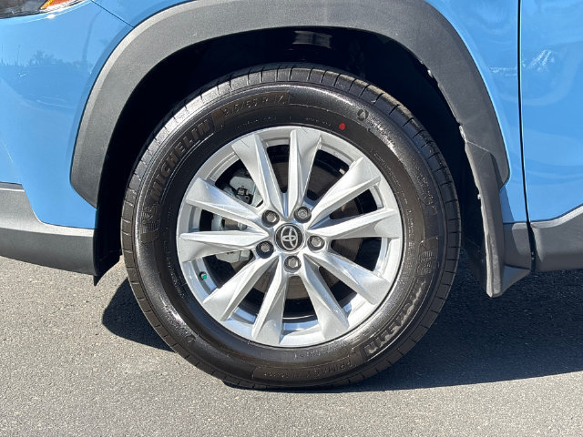 Certified 2026 Toyota Corolla Cross LE FWD image 7
