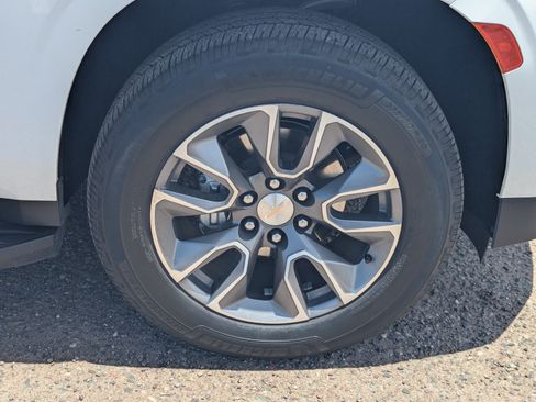 Used 2022 Chevrolet Tahoe LT w/ Luxury Package RWD image 8