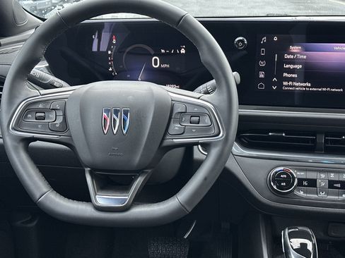 Used 2024 Buick Envista Preferred w/ Convenience I Package image 20