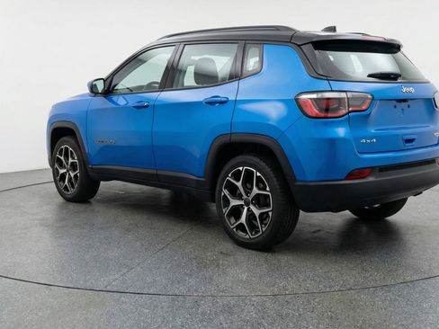 Used 2025 Jeep Compass Limited AWD/4WD image 6