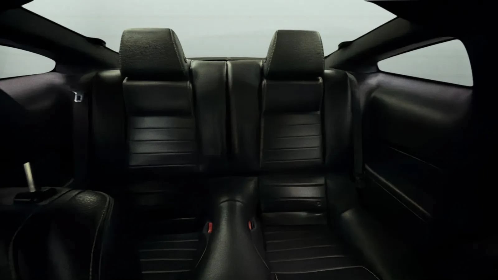 Used 2011 Ford Mustang Premium w/ 202A Rapid Spec Order Code RWD image 18