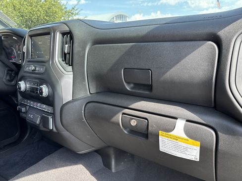 Used 2024 GMC Sierra 2500 Pro w/ 1SA Pro Safety Plus Package AWD/4WD image 21