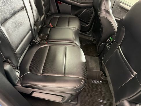 Used 2020 Ford Escape SE Sport FWD image 23