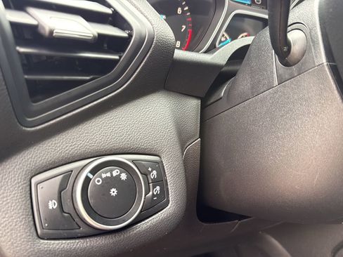 Used 2016 Ford Escape SE FWD image 14