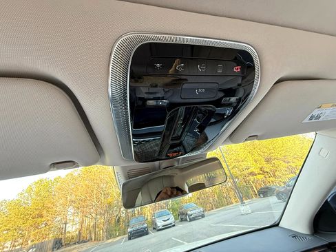 Used 2022 Mercedes-Benz S 580 S580 4MATIC w/ AMG Line Package image 23