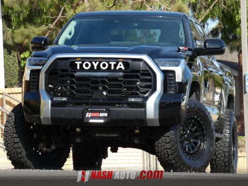 Used 2024 Toyota Tundra Limited w/ Power Package AWD/4WD image 2