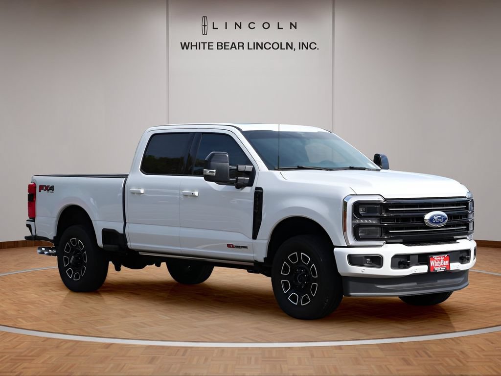 Used 2025 Ford F250 Platinum AWD/4WD image 3