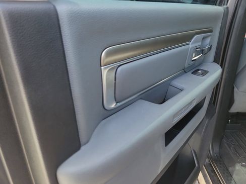 Used 2017 RAM 1500 Big Horn RWD image 12