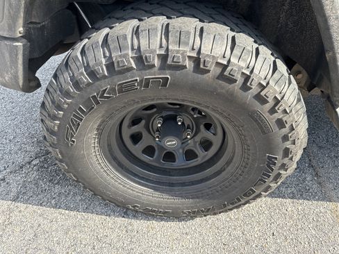 Used 2020 Jeep Wrangler Sport image 15