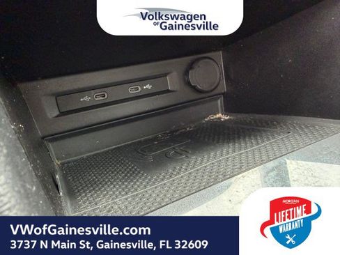 Certified 2022 Volkswagen Tiguan SE FWD image 26