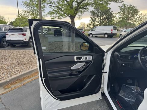 Used 2023 Ford Explorer ST w/ Equipment Group 401A AWD/4WD image 6
