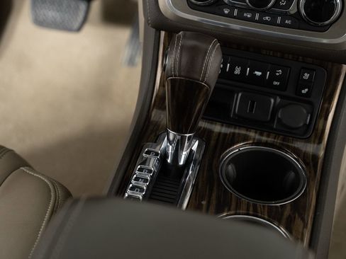 Used 2015 GMC Acadia Denali image 50