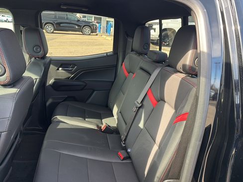 Used 2025 Chevrolet Colorado Z71 w/ Z71 Convenience Package 2 image 19