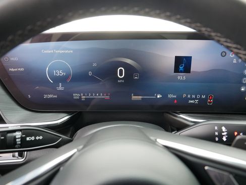 Used 2025 Buick Envision Preferred image 21