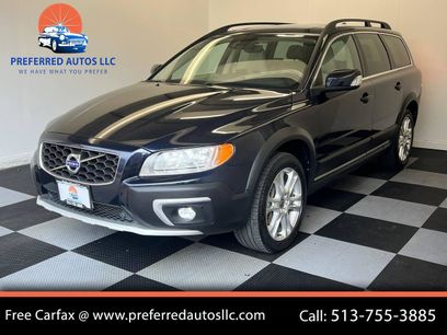 Used 2016 Volvo XC70 T5 Premier w/ Proximity Package