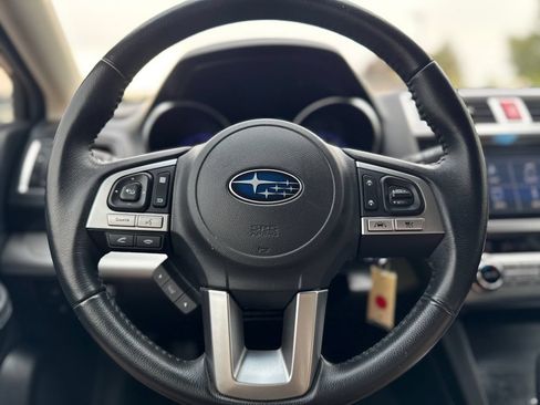 Used 2017 Subaru Outback 2.5i Premium AWD/4WD image 17
