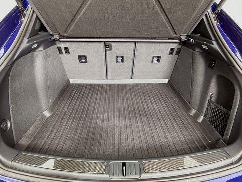 Certified 2024 Porsche Macan GTS image 30