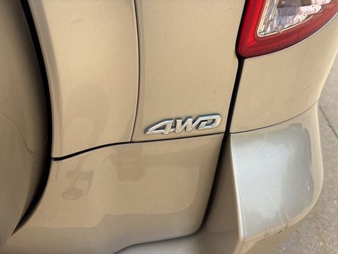 Used 2008 Toyota RAV4 Limited AWD/4WD image 24