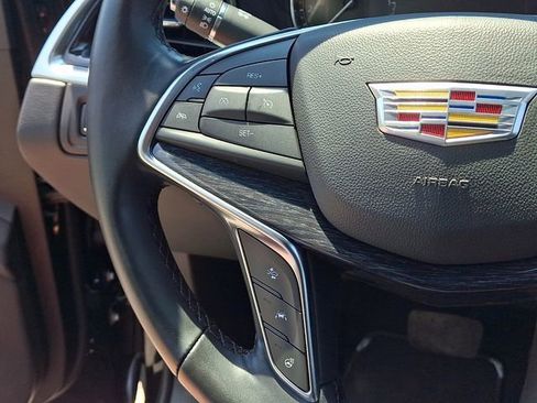 Certified 2024 Cadillac XT5 Premium Luxury AWD/4WD image 18