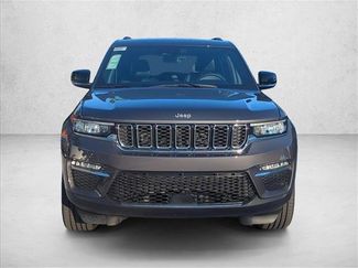 Used 2025 Jeep Grand Cherokee Limited w/ Trailer Tow Package RWD video 2