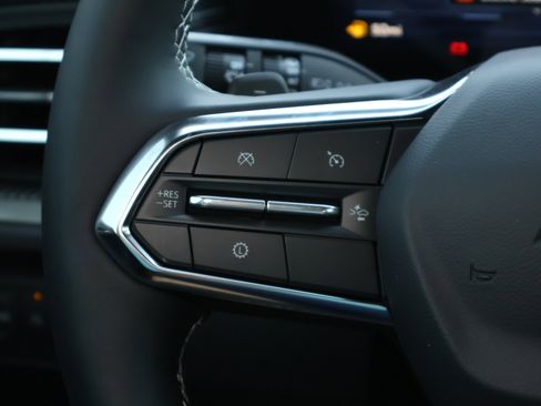 New 2026 Chevrolet Traverse LT w/ Midnight/Sport Edition FWD image 13