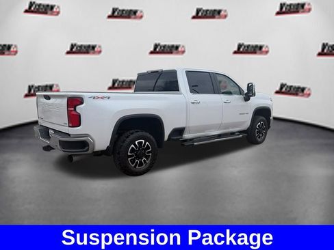 Used 2024 Chevrolet Silverado 3500 LTZ AWD/4WD image 5