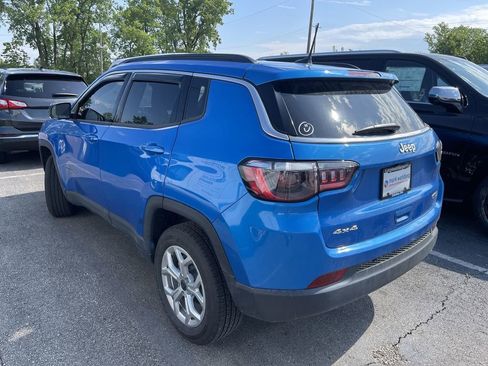 Used 2026 Jeep Compass Latitude AWD/4WD image 8