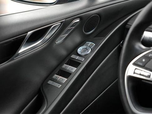 Used 2023 Genesis G80 2.5T image 18