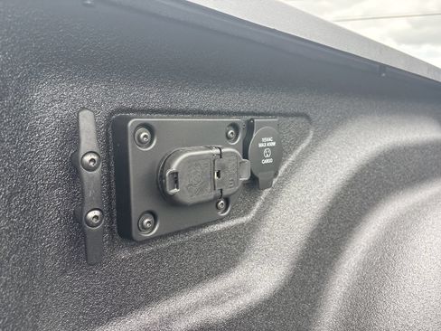 New 2026 RAM 2500 Tradesman AWD/4WD image 32