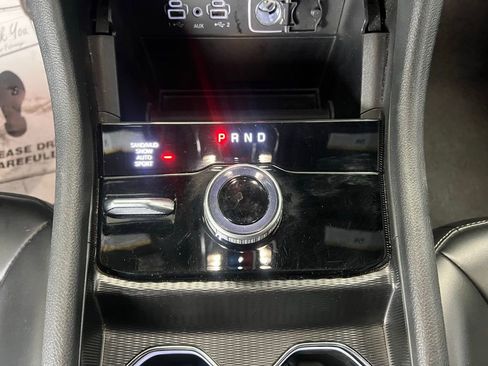 Used 2024 Jeep Grand Cherokee L Limited image 13