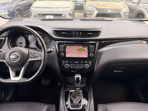 Used 2022 Nissan Rogue Sport SL image 15