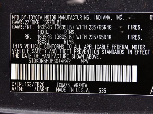 Used 2023 Toyota Highlander LE AWD/4WD image 15
