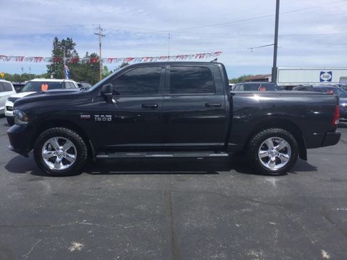 Used 2017 RAM 1500 Sport w/ Convenience Group AWD/4WD image 2