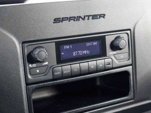 New 2025 Mercedes-Benz Sprinter 2500 image 30