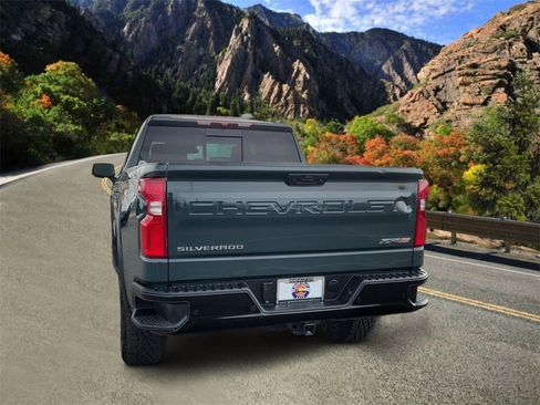 Used 2025 Chevrolet Silverado 1500 ZR2 image 4