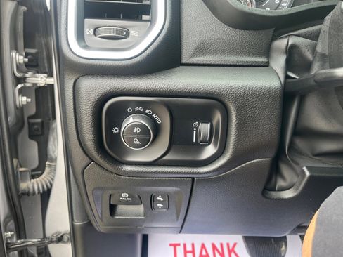 Used 2025 RAM 1500 Big Horn AWD/4WD image 12