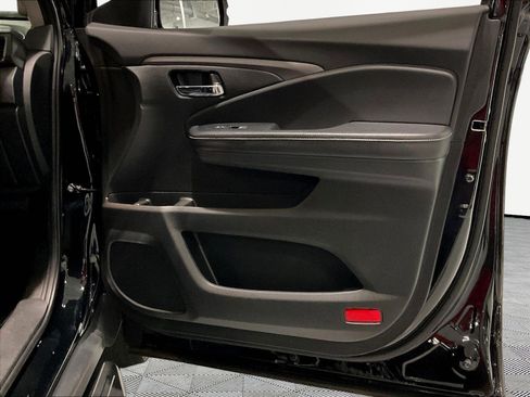 Used 2021 Honda Ridgeline Sport image 28