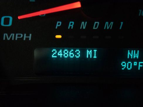 Used 2023 Chevrolet Express 2500 RWD image 16