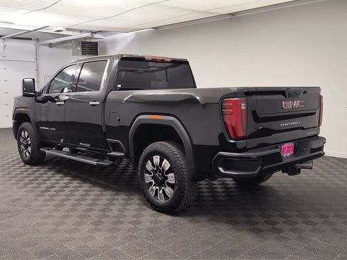 Used 2024 GMC Sierra 2500 Denali w/ Denali Reserve Package AWD/4WD image 3