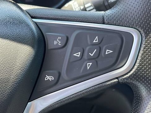 Certified 2023 Chevrolet Equinox LS FWD image 23