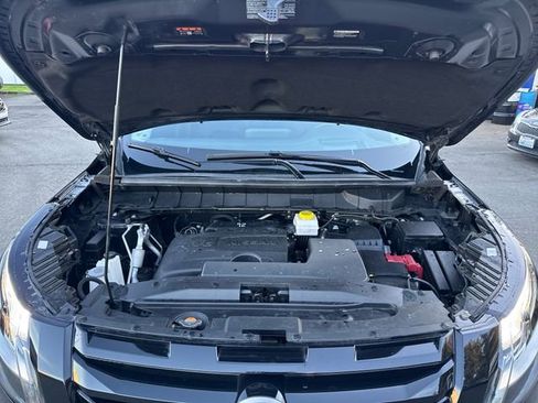 Used 2024 Nissan Pathfinder Platinum w/ Lighting Package (N93) image 33