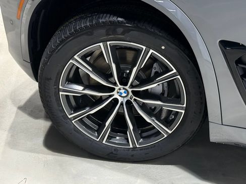 Used 2026 BMW X5 xDrive40i w/ M Sport Package AWD/4WD image 7