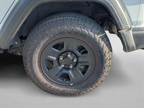 Used 2026 Jeep Wrangler Unlimited Sport AWD/4WD image 9
