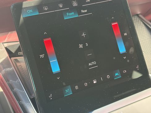 New 2026 Cadillac Escalade Luxury image 28